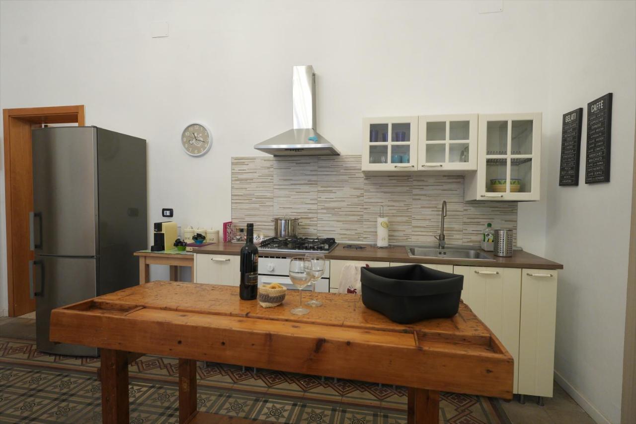 Murat Elli'S Houses Bari Buitenkant foto